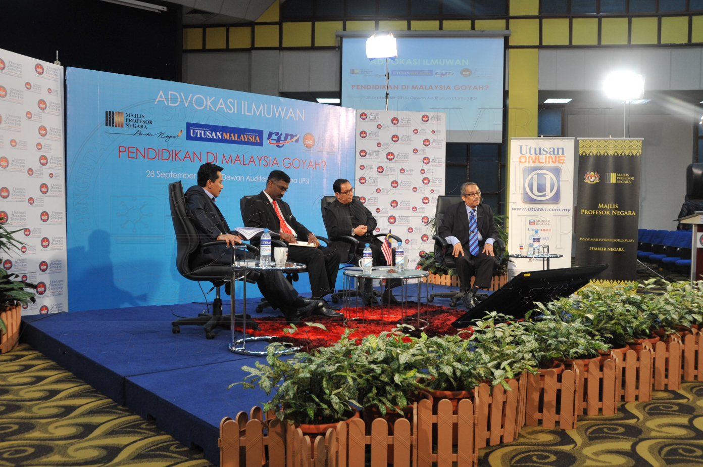 PRO15 151 ADVOKASI HAS 7262